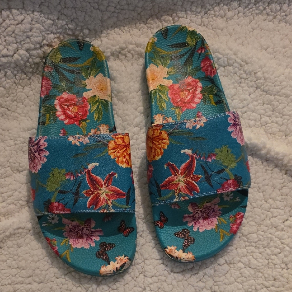 Women’s Floral Slide Sandals in Teal